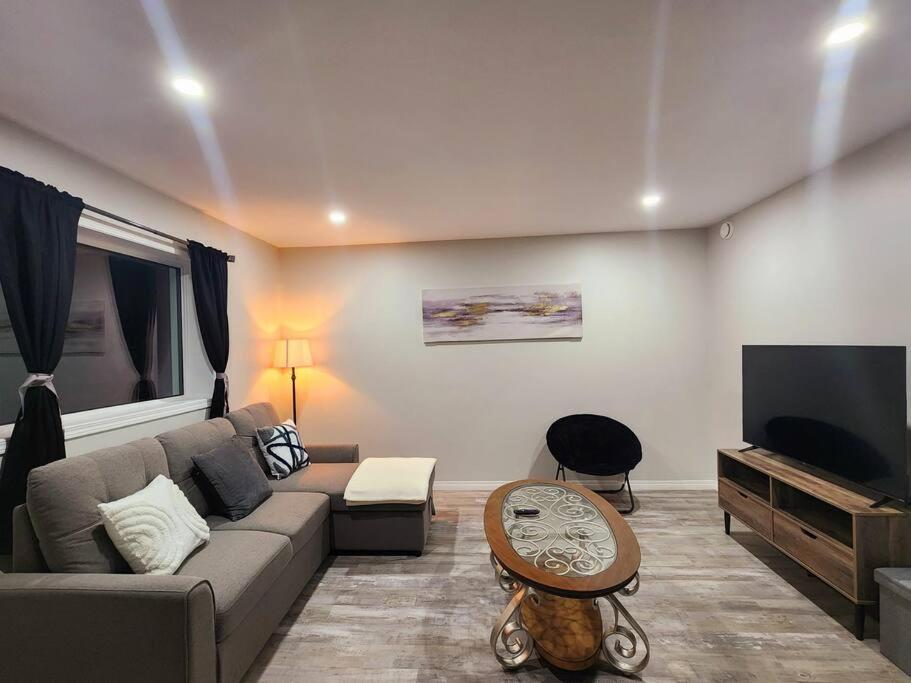 Comfort First - Sleeps 6 Whitehorse Ngoại thất bức ảnh